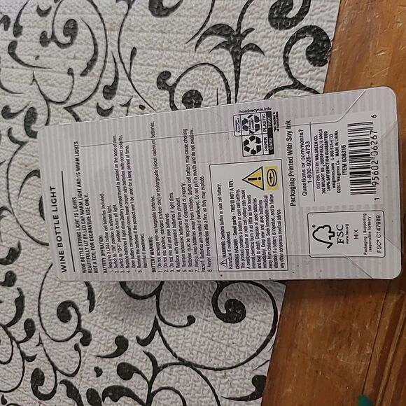 Wine Botle Light - Picture 2 of 2